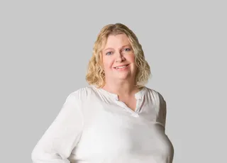 Vertriebsmitarbeiterin von Adam Riese