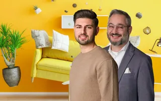 Eine belebte Einrichtungs-Szene mit fliegendem Sofa, Palme und weiterer Einrichtung, daneben Webinar-Leiter Nuno und Hakan